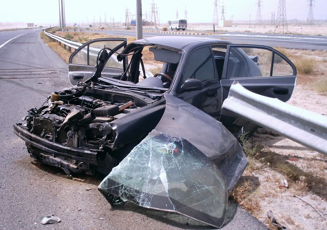 crash accident kuwait wreck hyundai accent carwreck topi