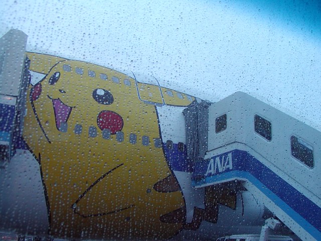 Avión Aerolínea ANA Pokémon Pikachu 13