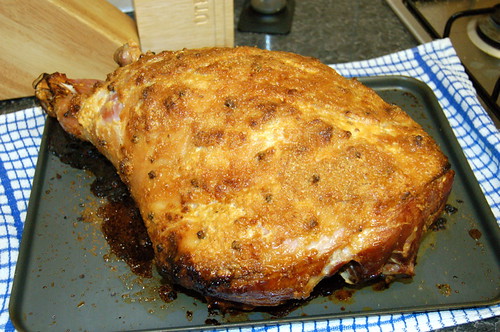 smoked ham joint glazed
