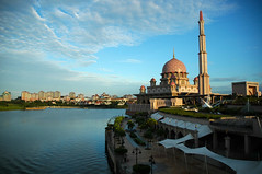 Putrajaya Mosque by Azizul Ameir