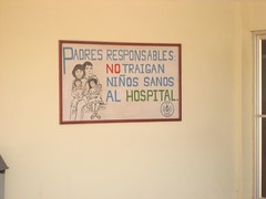 Hospital Sign - Aguadulce, Panamá