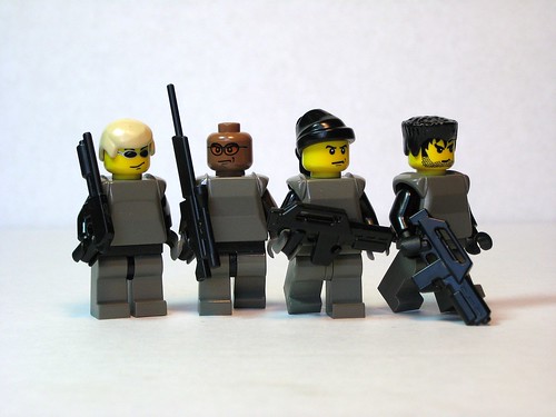 baird gears of war. LEGO Gears of War Minifigs