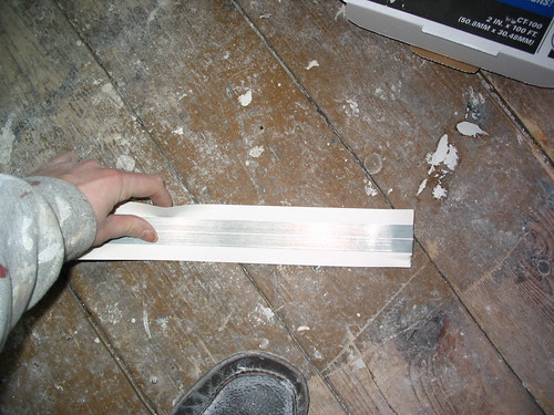 Seam tape, metal reinforced
