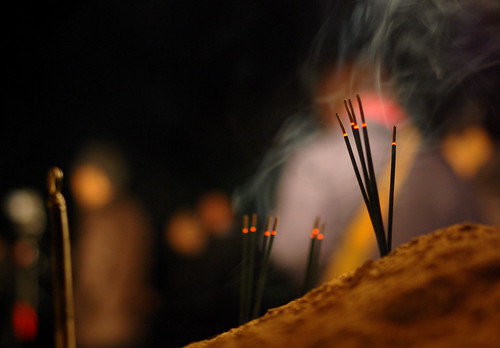 The first incense sticks of this year