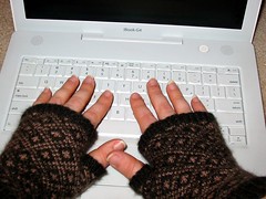 Endpaper Mitts, keeping typing hands warm