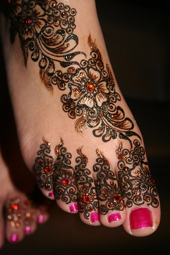 New Classical Henna Tattoo Design on foot
