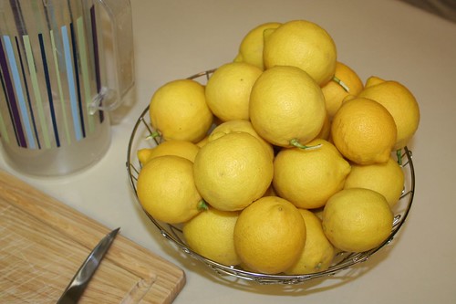 crop of lemons