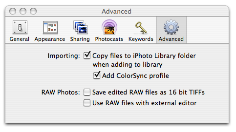 iPhoto '06 - Copy files to iPhoto Library folder