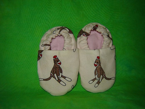 Monkey feet