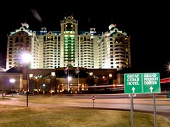 Foxwoods at Night by SunnyDaze &#9788;