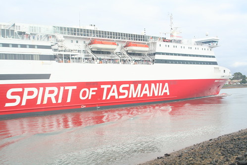 Spirit Of Tasmania arrives daily in Devonport