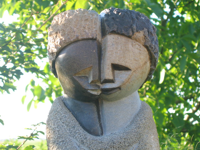 Zimbabwe Sculpture (2)