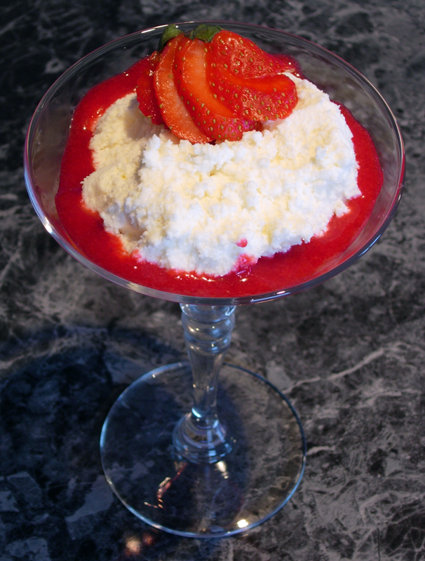 White Chocolate Mousse with Raspberry Chambord Sauce