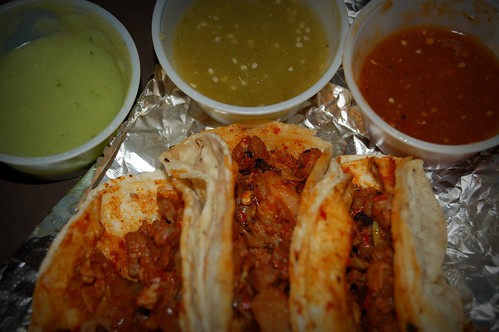 Tacos y Salsa