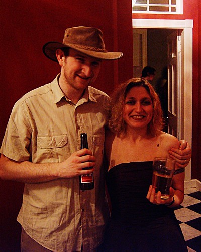 Ernest Hemingway and Courtney Love by 0olong