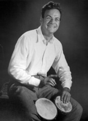 300px-Feynman-bongos