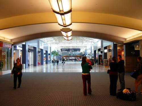 CVG Cincinnati Airport Concourse B