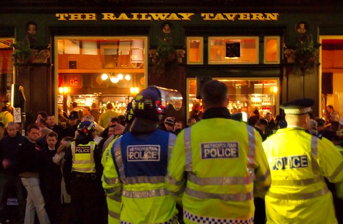 Chelsea fans, Railway Tavern, City of London