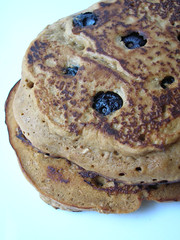 gingerbread-blueberry pancakes 2
