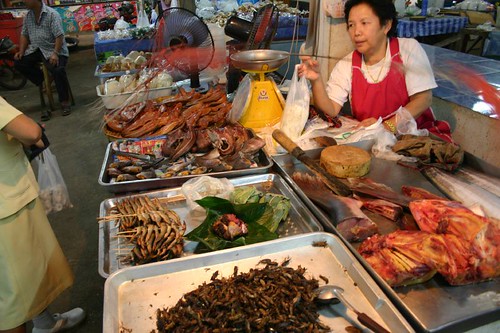 Chiang Saen market...