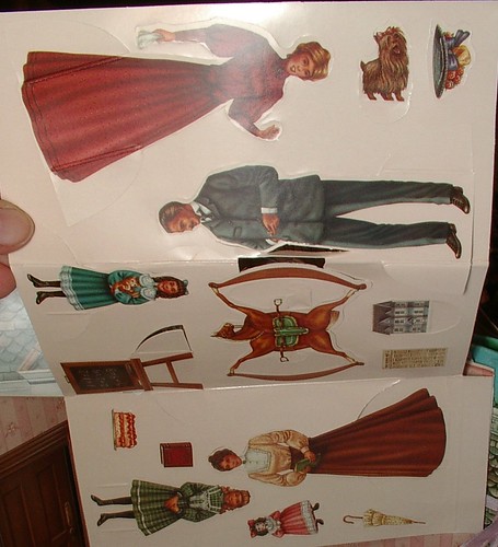 paper doll family for pop up house