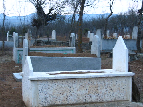 Sleeping spot near Vezirkopru turned out to be a graveyard