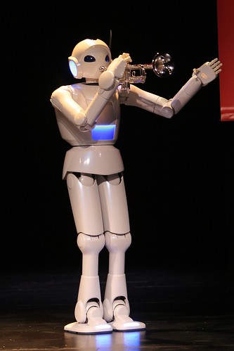 Robot trompetista