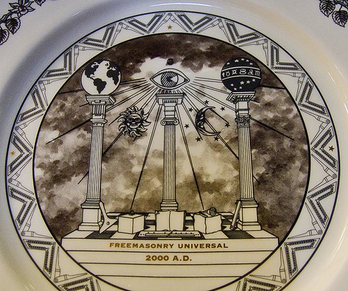 Freemasonry Universal 2000 AD.  Decorated iconographic plate.