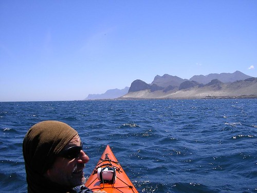The fire-scarred mountains between Pringle Bay and Rooiels beckon. Deon gives his best piratanical scowl.