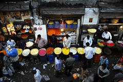 Petals, Toil and Business at Dadar’s Phulgalli [PHOTO 2]