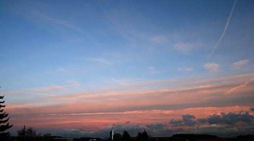 Balkonblick auf rosa Wolken