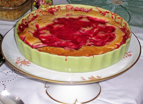 Rhubarb Strawberry Pudding Cake