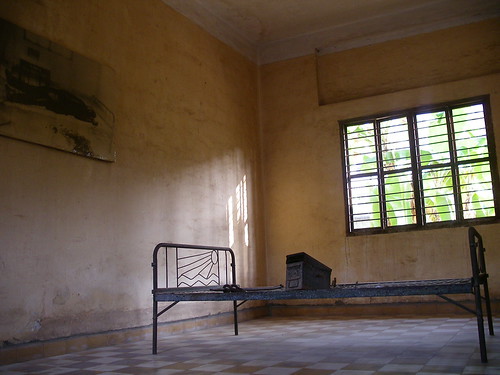 A prison cell @ Tuol Sleng