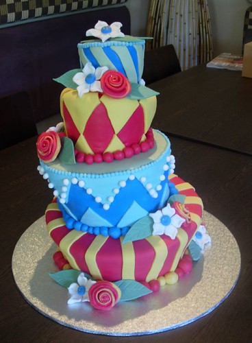 Topsy Turvy Wedding Cake by cupcaketastic