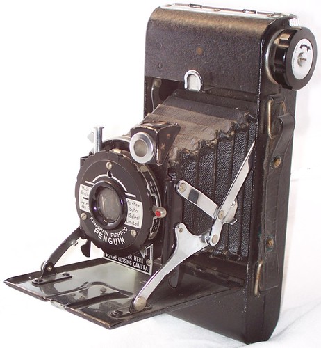 Penguin Kershaw Eight-20 Vintage Folding Camera 1951 Medium Format Good Condition