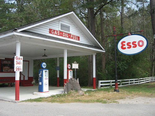 Pee Dee Farms Vintage Esso Service Station, 1912