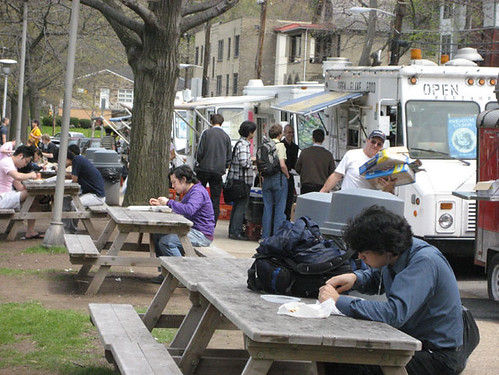 CMU Food trucks seating
