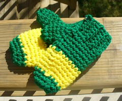 green mittens with yellow stripe