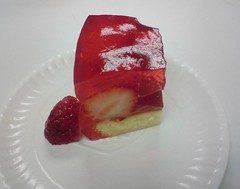 [點心] 耶里西點的草莓「蛋糕」(3)