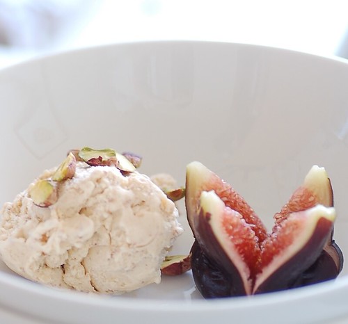 dried fig icecream with fresh figs & pistachios