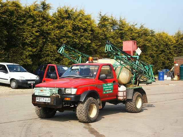 truck 4x4 pickup clio renault machinery toyota agricultural hilux sprayer