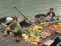 fruit sellers on the bay