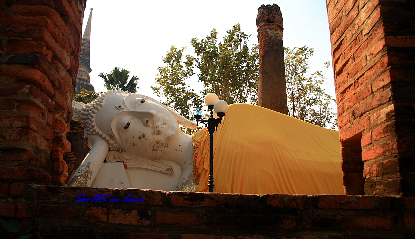 Reclining Buddha of @ Wat Yai Chaimongkol