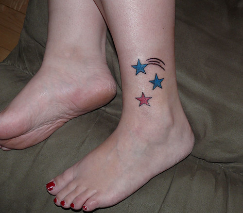 386223995 8c1e3b2ac0 m where can i find good pics of a shooting star tattoos 