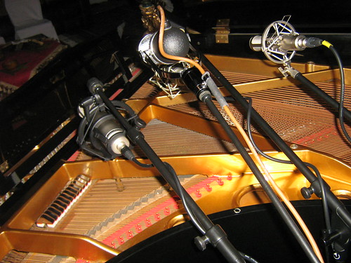Rode K2 AEA R84 Peluso R14 on baby Grand Piano Recording