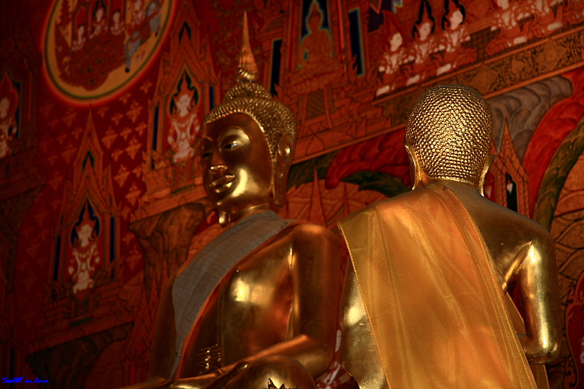 Inside Wat Hua Lampong @ Bangkok