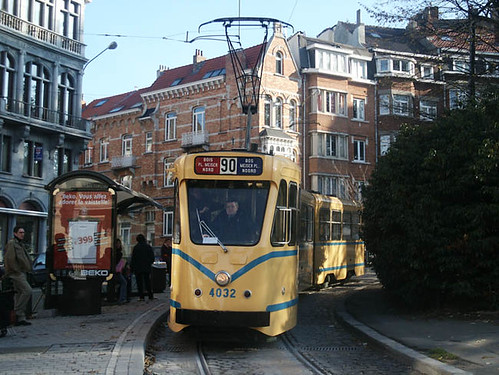 Tram 90