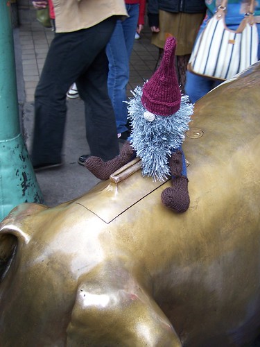 Gnorm rides the giant piggy bank
