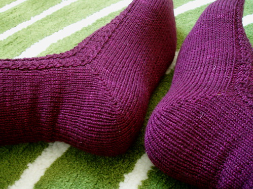 Yarn over Cable socks