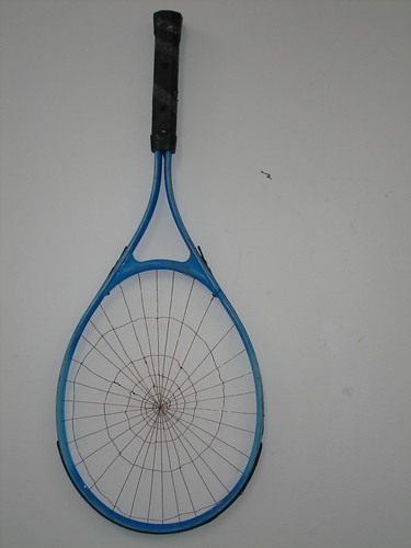 How Long Can You Safely Leave a Racquet on the stringer?